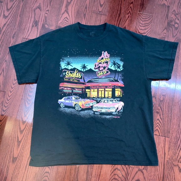 brandy graphic tee - Picture 2 of 4